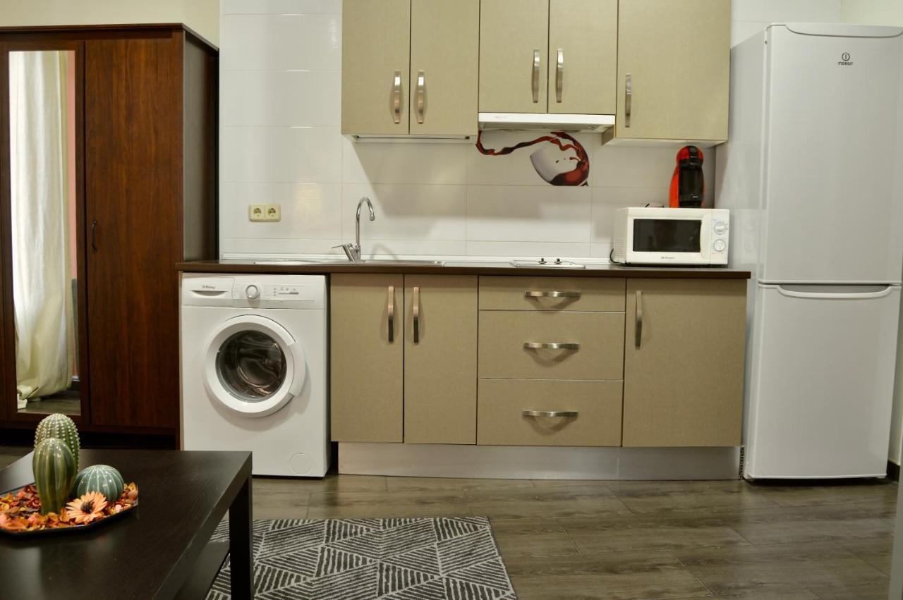 Apartamentos Fuencarral Madrid Exterior photo